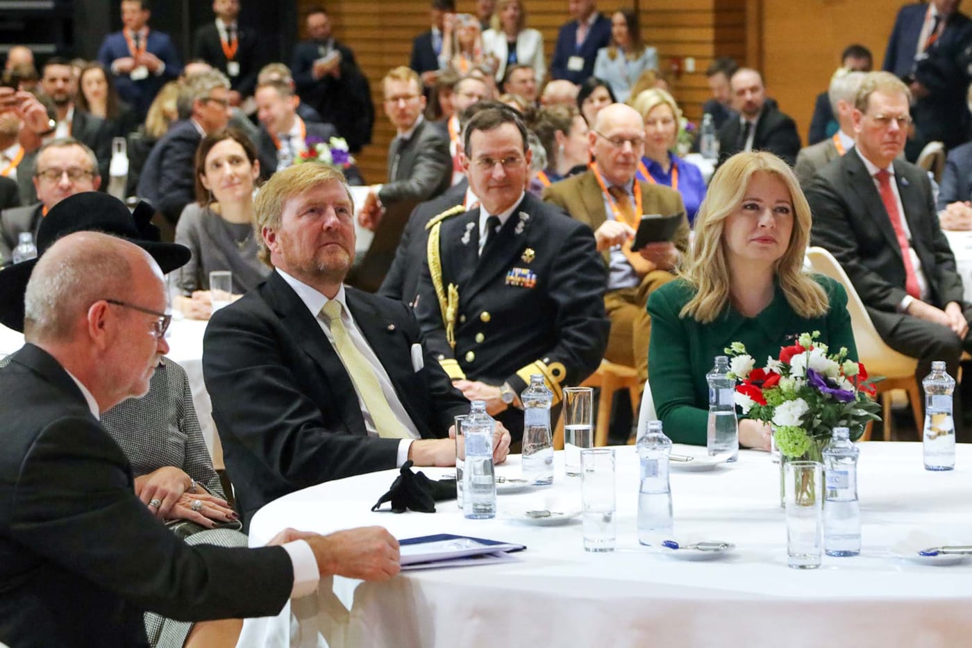 //www.kcap.eu/media/uploads/Slovakia MoU Business Forum 01.jpg